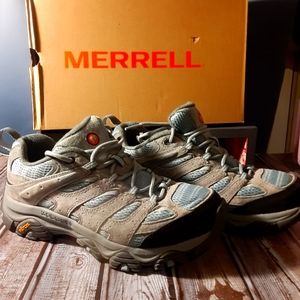Merrill womens hiking shoes 8.5